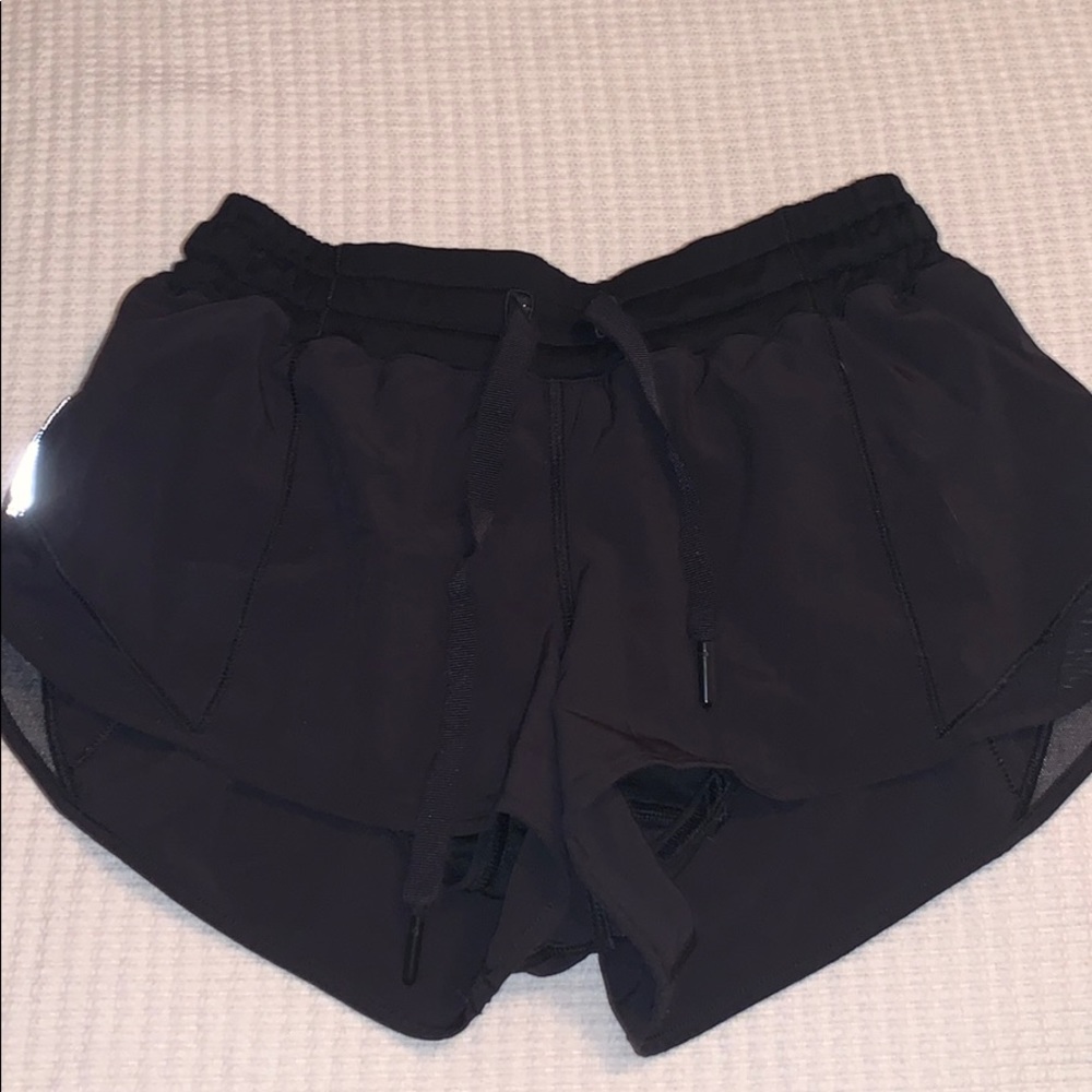 lululemon hotty hot shorts